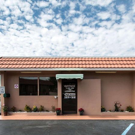 Rodeway Inn Fort Pierce Us Highway 1 Ngoại thất bức ảnh