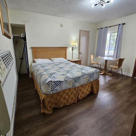 Rodeway Inn Fort Pierce Us Highway 1 Ngoại thất bức ảnh