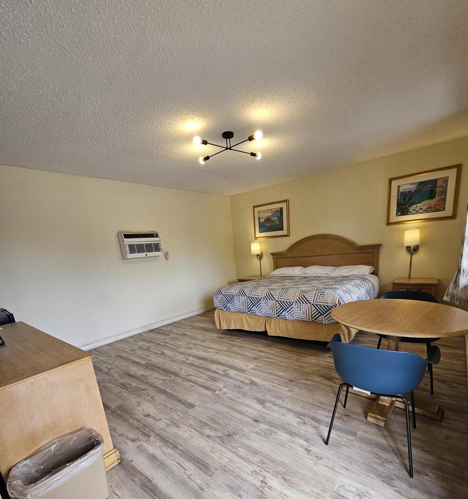 Rodeway Inn Fort Pierce Us Highway 1 Ngoại thất bức ảnh